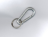 Zubeh�r klasischer Karabienerhaken aus Metall, mit Schl�sselring